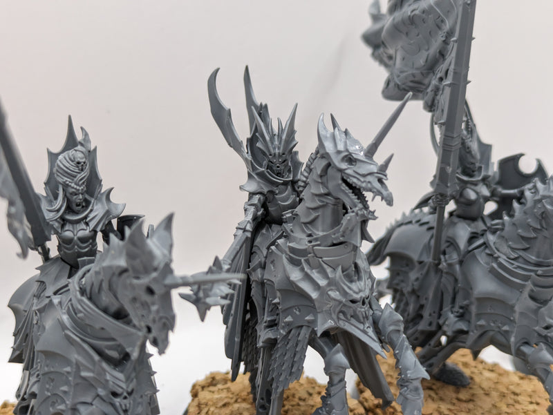 Warhammer Age of Sigmar: Soulblight Gravelords Blood Knights (AL054)