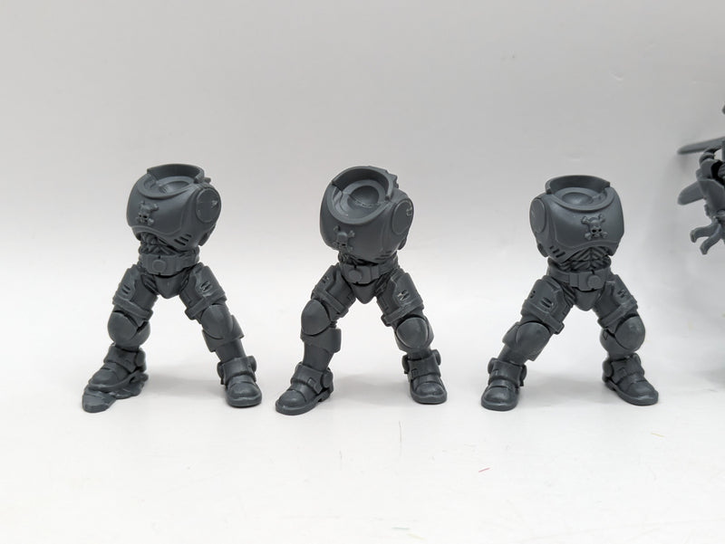 Warhammer 40k: Space Marine Raven Guard Kayvaan Shrike and Reiver Torso and Legs (AA126)