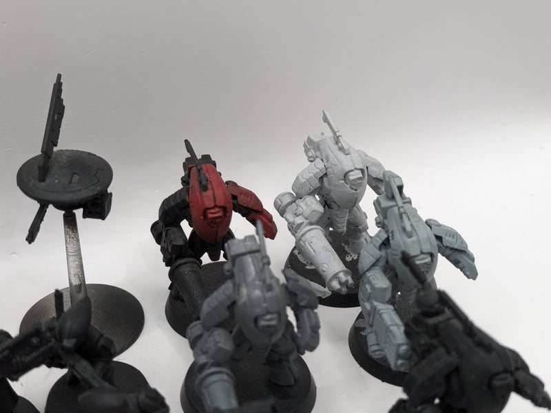 Warhammer 40k: T'au Empire Pathfinders and Stealthsuits (AJ109)