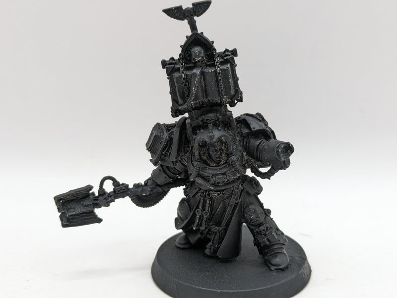 Warhammer 40k: Space Marine Metal Terminator Librarian (AM001)