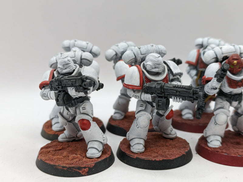 Warhammer 40k: Space Marine White Scars Intercessors (AC033)