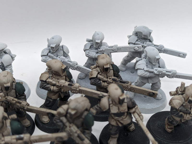 Warhammer 40k: T'au Empire Gue'vesa - Human Tau Warriors (AW081)