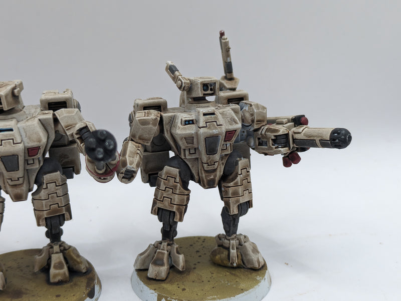 Warhammer 40k: T'au Empire Crisis Battlesuits (BA011)