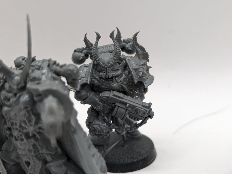 Warhammer 40k: Chaos Space Marine Dark Vengeance Chosen, Exalted Champion and Chaos Lord (BA182)