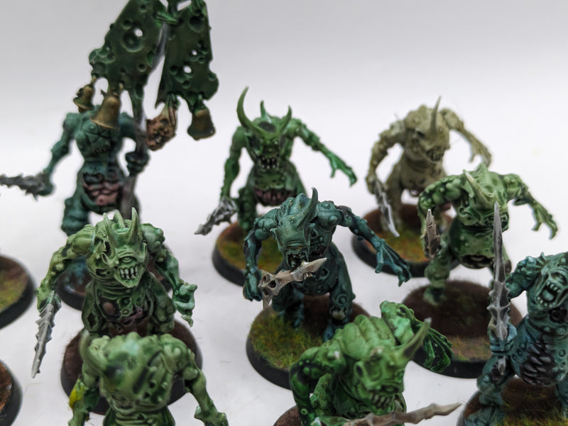 Warhammer Age of Sigmar: Maggotkin of Nurgle Plaguebearers (AT093)