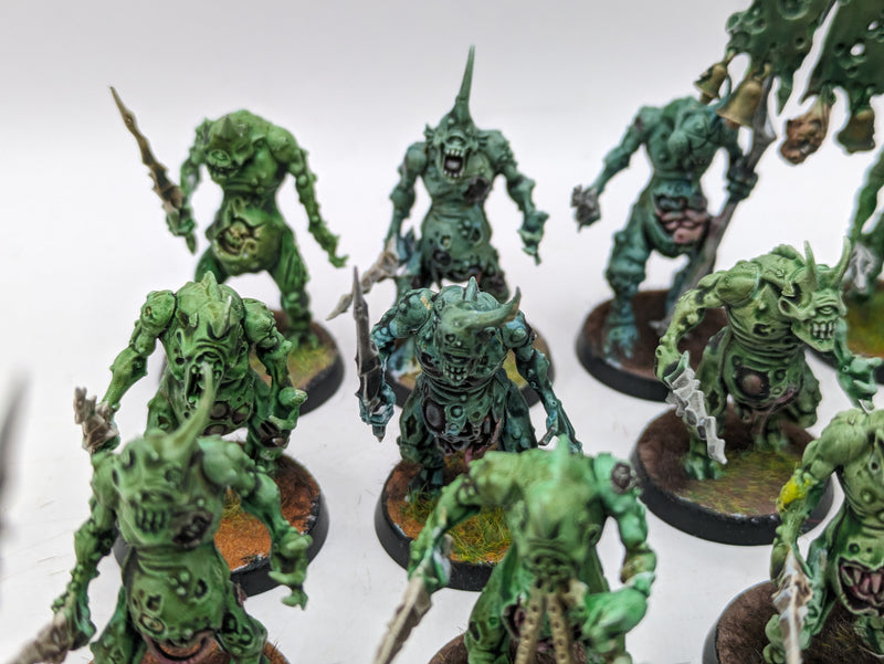 Warhammer Age of Sigmar: Maggotkin of Nurgle Plaguebearers (AT093)