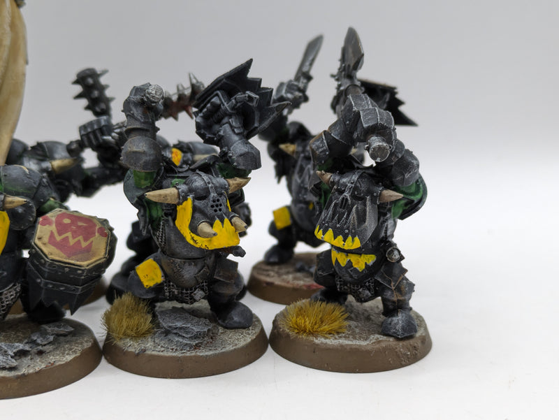 Warhammer Age of Sigmar: Orruk Warclans Ardboyz (AF122)