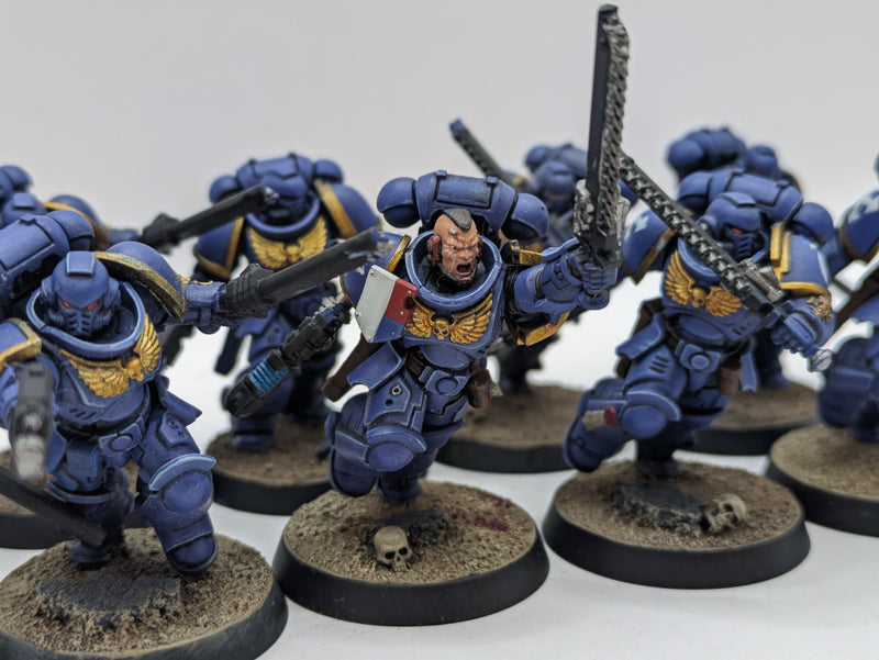 Warhammer 40k: Space Marine Ultramarines Assault Intercessors (AJ036)