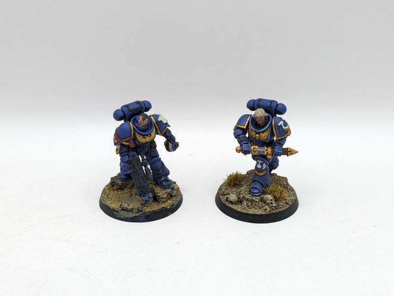 Warhammer 40k: Space Marine Ultramarines Lieutenant Clasius and Lieutenant (AI246)