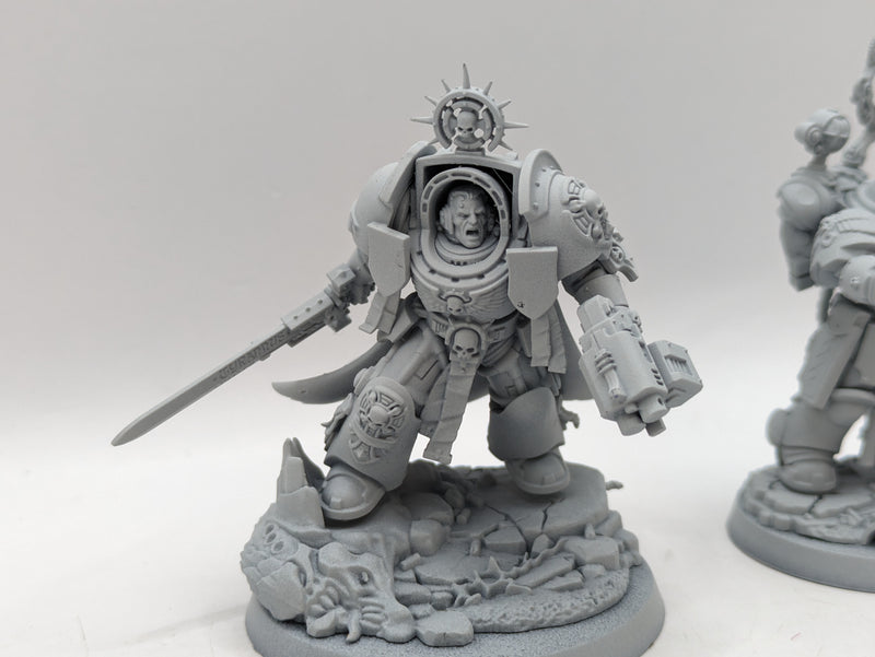 Warhammer 40k: Space Marine Biologis and Terminator Captain (AZ139)