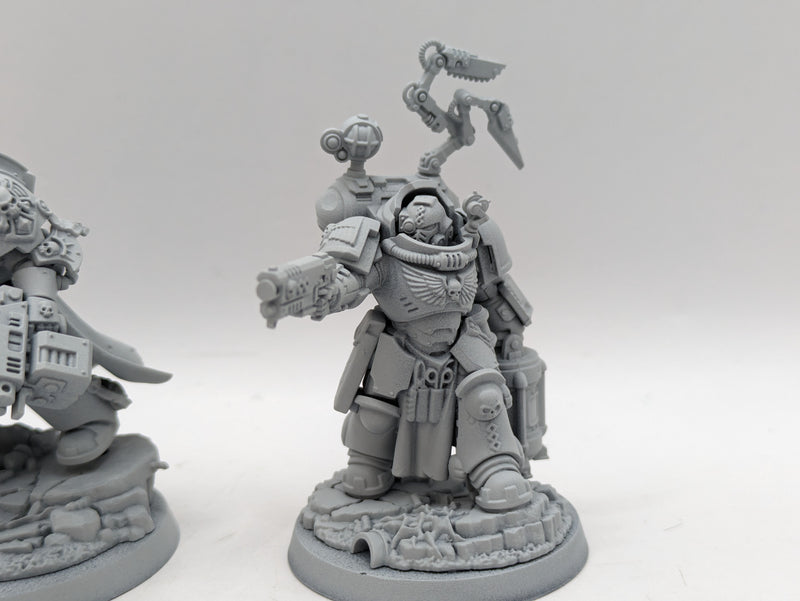 Warhammer 40k: Space Marine Biologis and Terminator Captain (AZ139)