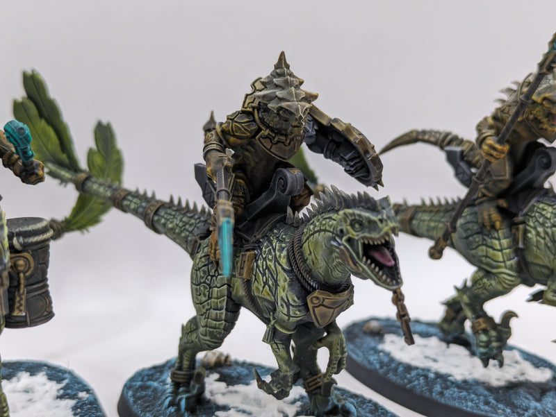 Warhammer Age of Sigmar: Seraphon Saurus Aggradon Lances (AR040)