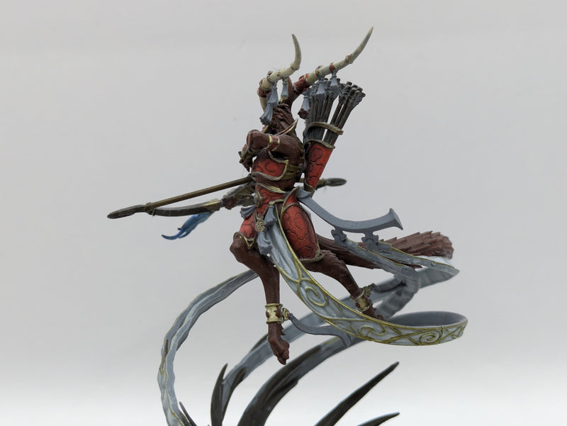 Warhammer Age of Sigmar: Lumineth Realm-Lords Sevireth, Lord of the Seventh Wind (AT101)