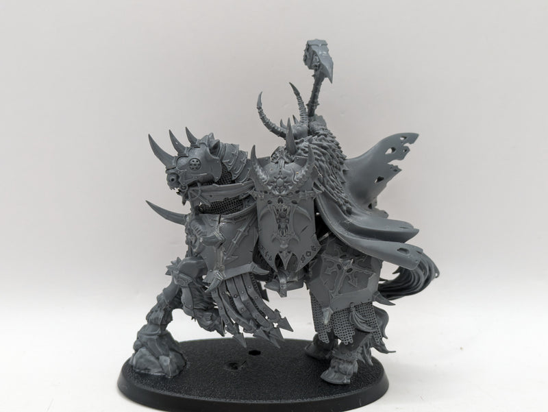 Warhammer Age of Sigmar: Slaves to Darkness Chaos Lord on Daemonic Mount (AI248)