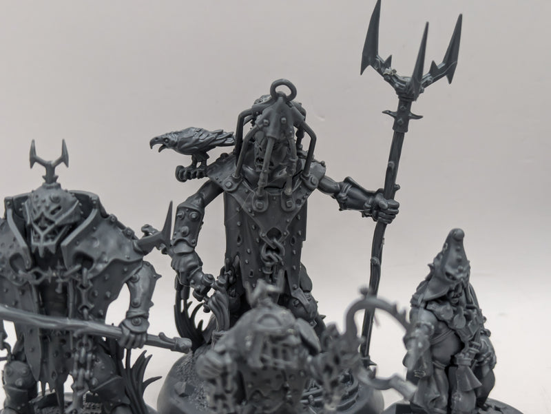 Warhammer Age of Sigmar: Orruk Warclans Da Kunnin Krew and Man-Skewer Boltboyz (AA151)