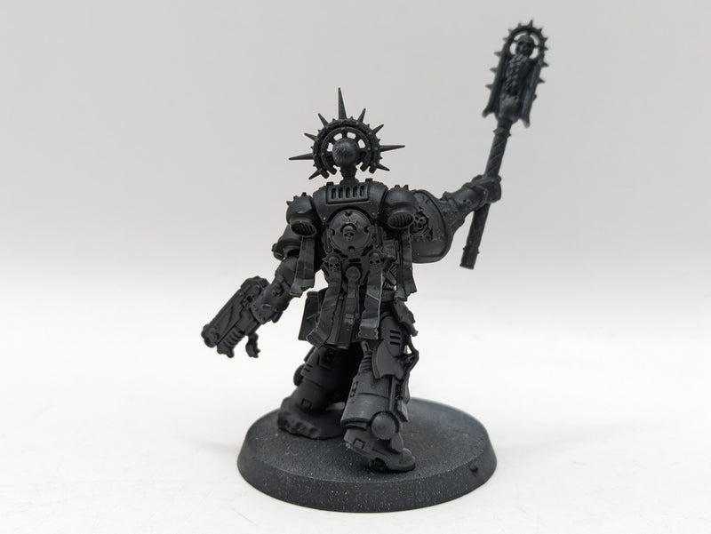 Warhammer 40k: Space Marine Indomitus Chaplain (AI207)