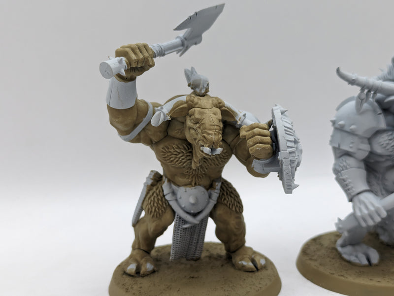 Warhammer The Old World: Beastmen Bullgors (AI120)