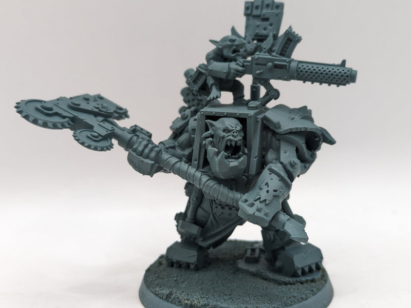 Warhammer 40k: Orks Warboss in Mega Armour (AE108)