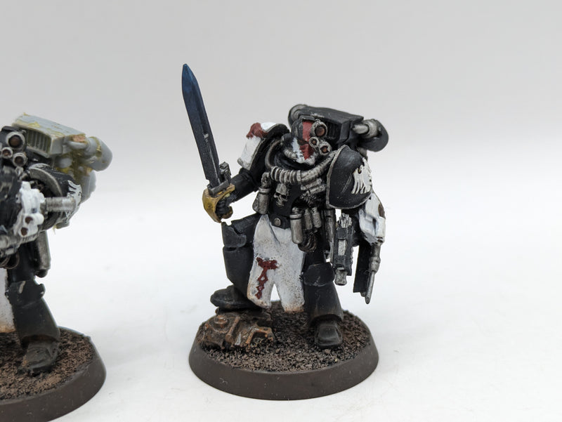 Warhammer Horus Heresy: Legiones Astartes Apothecary with Jump Packs (AZ223)