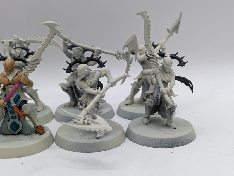 Warhammer Age of Sigmar: Idoneth Deepkin Namarti Thralls and Isharann Tidecaster (AF011)