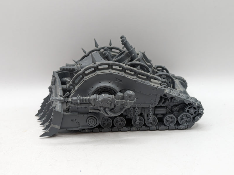 Warhammer 40k: Chaos Space Marine Death Guard Plagueburst Crawler (AR040)