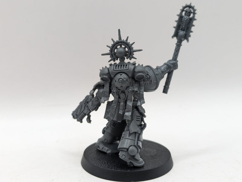 Warhammer 40k: Space Marine Indomitus Chapain (BC107)