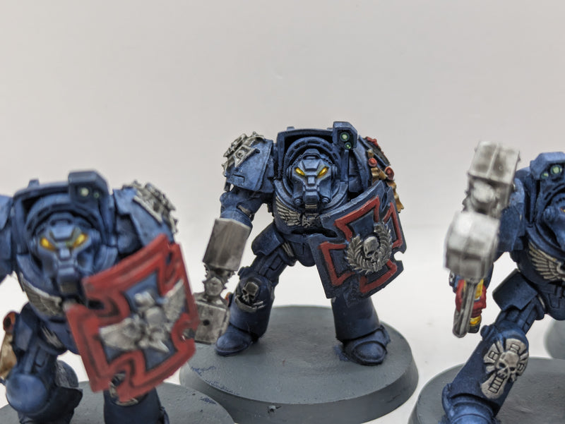 Warhammer 40k: Space Marine Crimson Fists Assault Terminators (AO017)