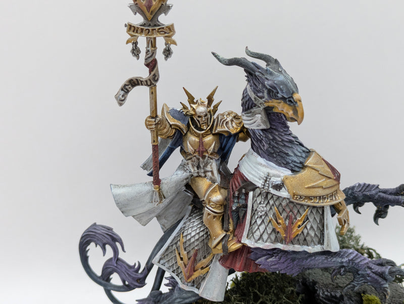 Warhammer Age of Sigmar: Stormcast Eternals Lord Arcanum on Gryph Charger (AR017)