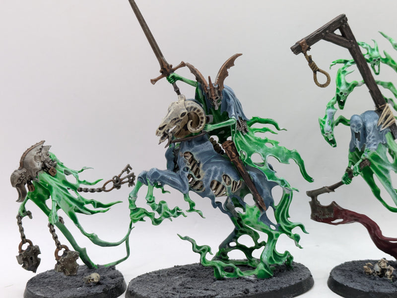 Warhammer Age of Sigmar: Nighthaunt Ethereal Court and Executioner (AW055)