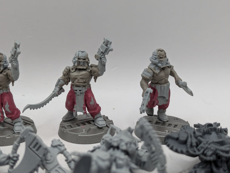 Warhammer Necromunda: Corpse Grinder Cult Gang (AW048)