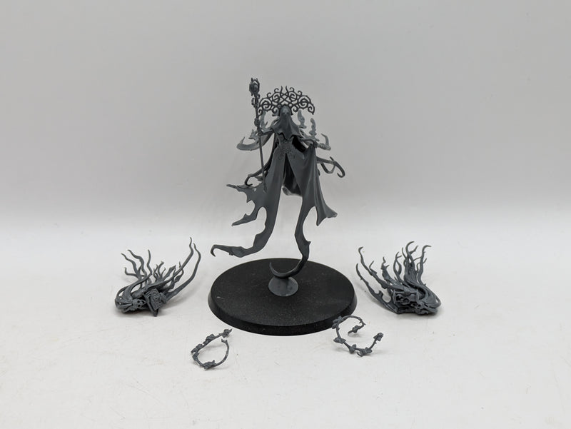 Warhammer Age of Sigmar: Nighthaunt Lady Olynder, Mortarch of Grief (AI259)