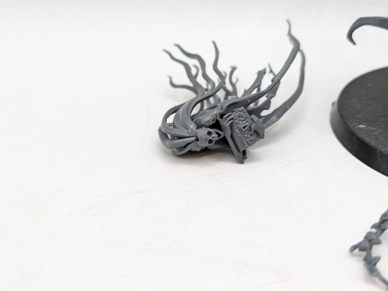 Warhammer Age of Sigmar: Nighthaunt Lady Olynder, Mortarch of Grief (AI259)