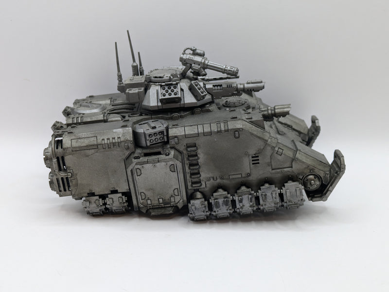 Warhammer 40k: Space Marines Repulsor Tank (AU083)