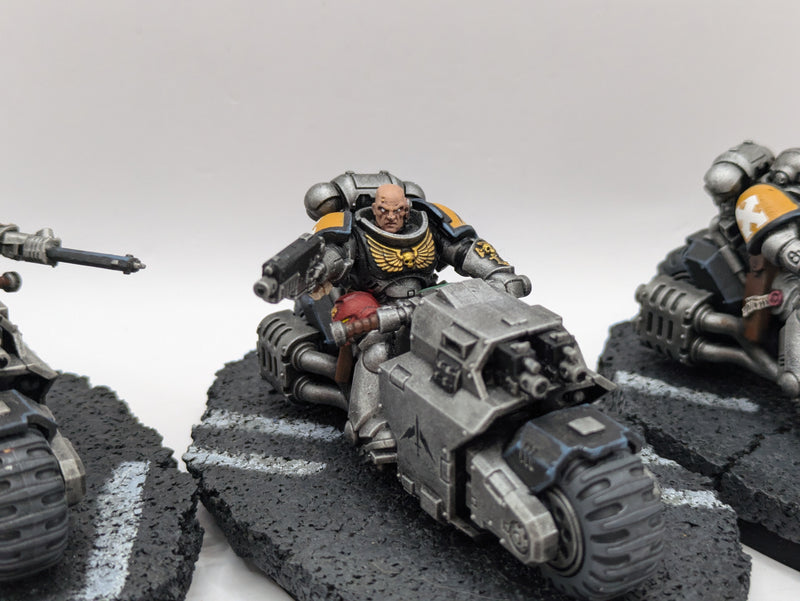 Warhammer 40k: Space Marines Outriders - Well Painted (AU092)