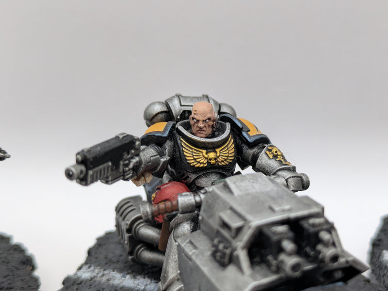 Warhammer 40k: Space Marines Outriders - Well Painted (AU092)