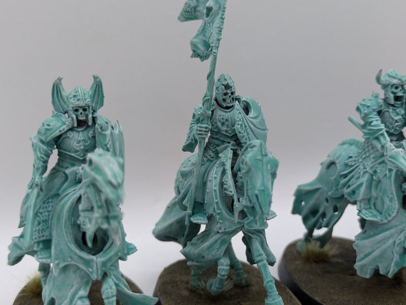 Warhammer Age of Sigmar: Nighthaunt Black Knights (AZ229)