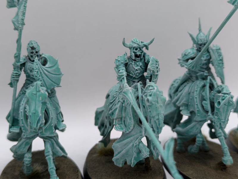 Warhammer Age of Sigmar: Nighthaunt Black Knights (AZ229)