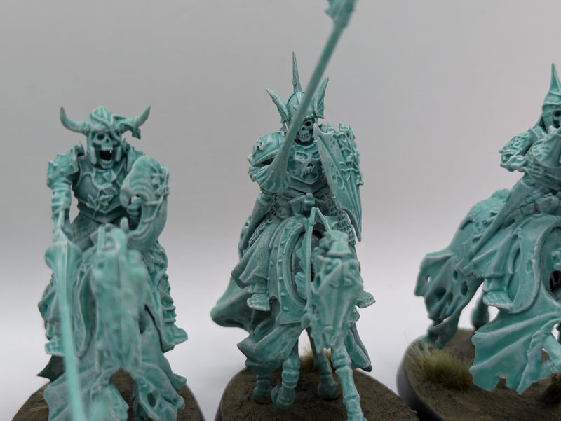 Warhammer Age of Sigmar: Nighthaunt Black Knights (AZ229)