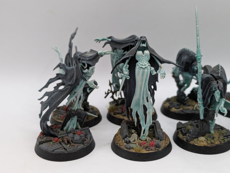 Warhammer Age of Sigmar: Nighthaunt Myrmourn Banshee and Glaivewraith Stalkers (AD058)