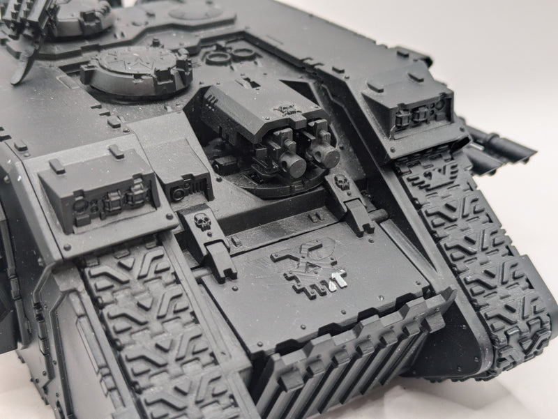 Warhammer 40k: Chaos Space Marine World Eaters Land Raider (AX011)