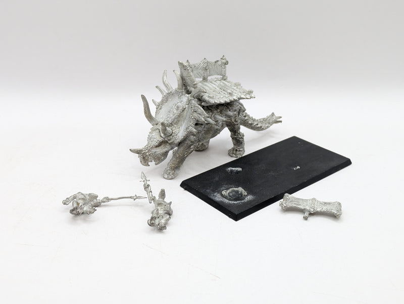 Warhammer Age of Sigmar: Seraphon Metal Stegadon (BA045)