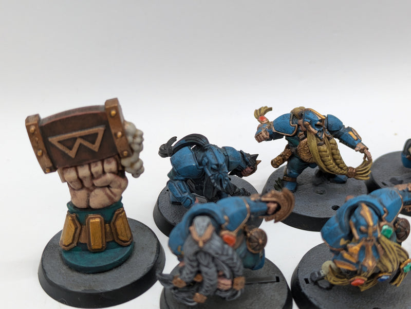 Warhammer Blood Bowl: Dwarf Blood Bowl Team (BC053)