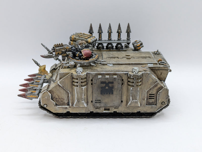 Warhammer 40k: Chaos Space Marines Rhino (BC003)