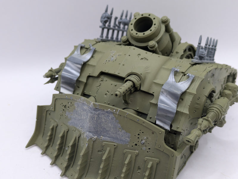 Warhammer 40k: Death Guard Plagueburst Crawler (AA155)