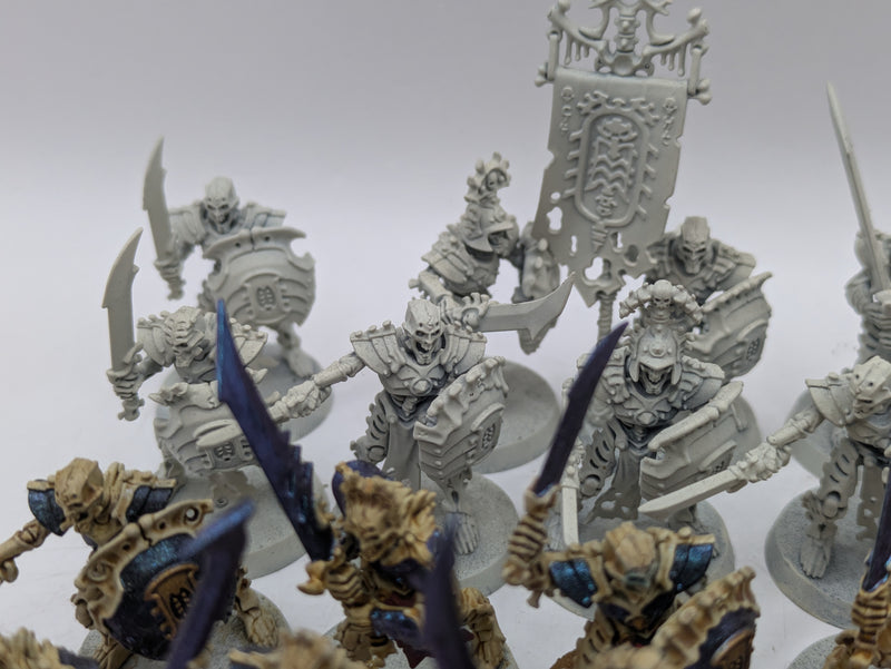 Warhammer Age of Sigmar: Ossiarch Bonereapers Mortek Guard