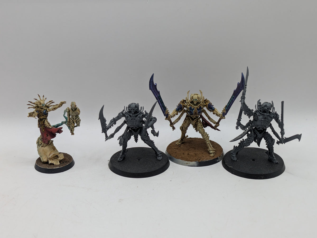 Pn de Vktor Horváth en necrons | Fantasía warhammer, Mnaturas