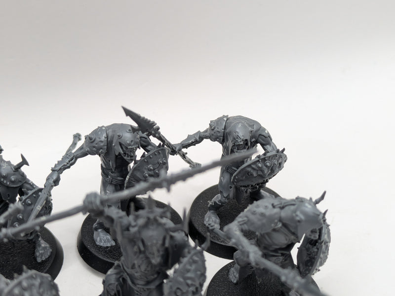 Warhammer Age of Sigmar: Orruk Warclans Gutrippaz (AW182)