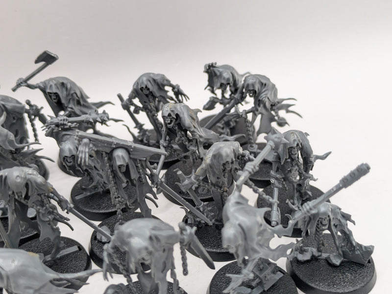 Warhammer Age of Sigmar: Nighthaunt Chainrasps (AM002)