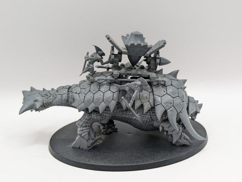 Warhammer Age of Sigmar: Seraphon Bastiladon (BF062)