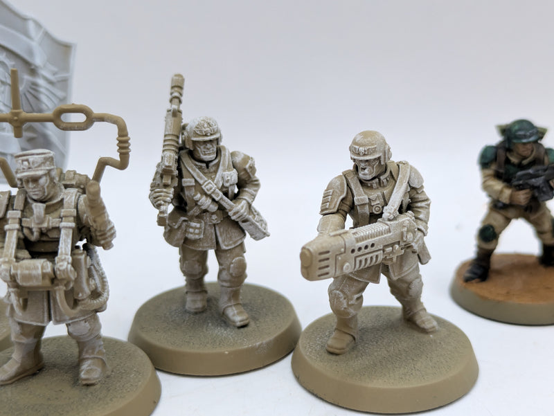 Warhammer 40k: Astra Militarum Cadian Shock Troops and Command Squad (BA124)